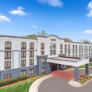 Spark By Hilton Tyvola I-77 États-Unis
