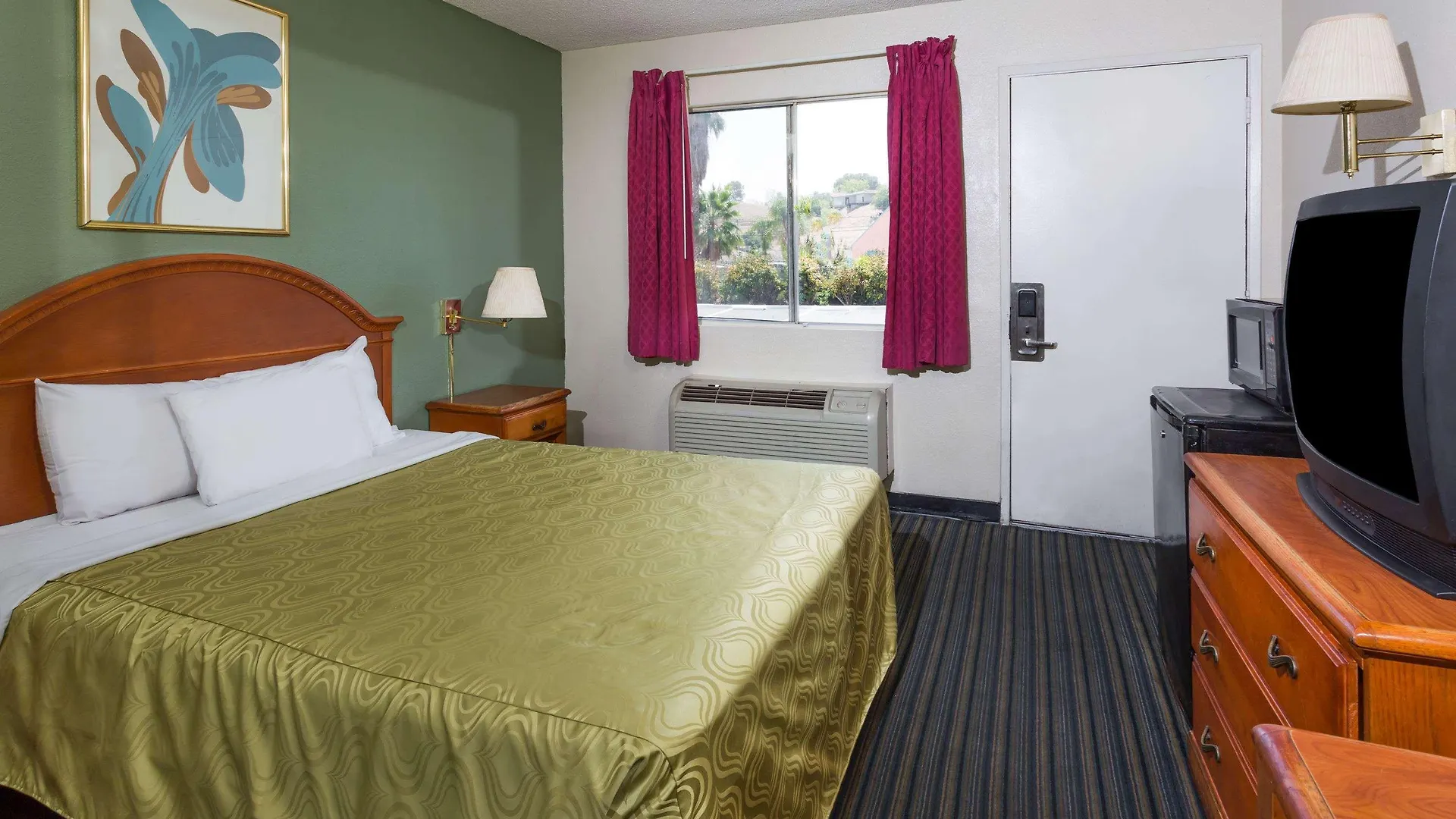 Days Inn By Wyndham In San Bernardino 2*,  United States