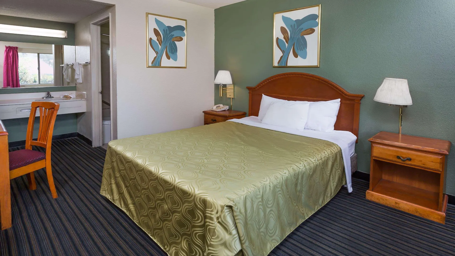 Hotel Days Inn By Wyndham In San Bernardino
