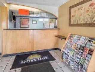 Days Inn By Wyndham In San Bernardino Hotel